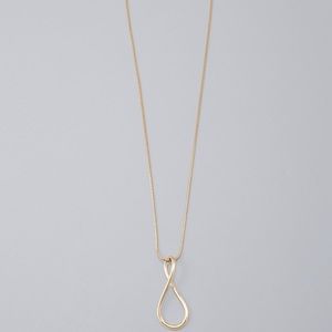 Twisted open pendant long necklace